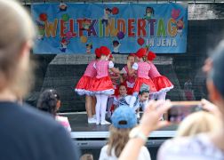 Weltkindertag Hunderte Feierten Im Paradiespark In Jena 37